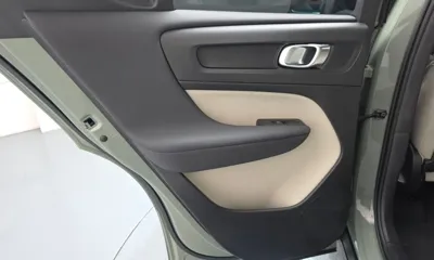 Volvo XC40 2023, 6796 км, за 28160.69 USD - фото 25