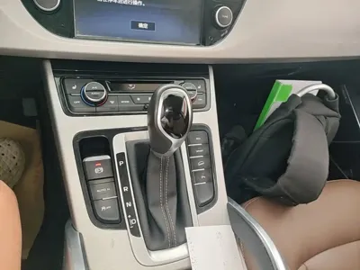 Geely Boyue 2017, 77700 км, за 4618.6 USD - фото 14