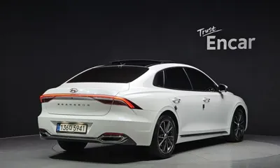 Hyundai Grandeur 2021, 26389 км, за 17854.8 USD