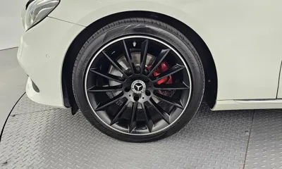Mercedes-Benz E-Class 2017, 136481 км, за 11750.03 USD