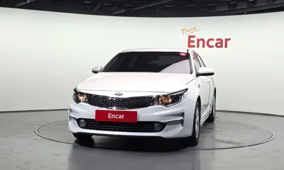 Kia K5 2016, 197365 км, за 2842.41 USD