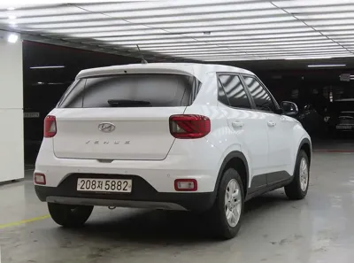 Hyundai Venue 2020, 54263 км, за 7475.78 USD