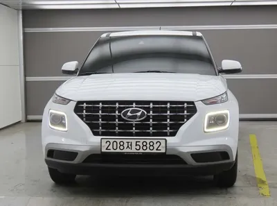 Hyundai Venue 2020, 54263 км, за 7475.78 USD