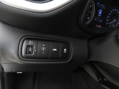 Hyundai Venue 2020, 54263 км, за 7475.78 USD - фото 16