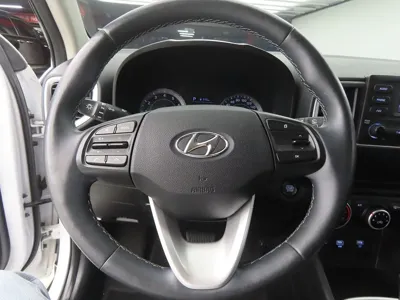 Hyundai Venue 2020, 54263 км, за 7475.78 USD - фото 18