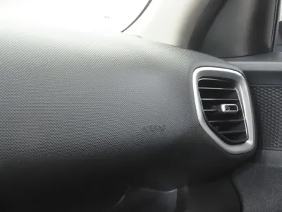 Hyundai Venue 2020, 54263 км, за 7475.78 USD - фото 20