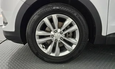 Hyundai Santafe 2018, 71320 км, за 9702.41 USD
