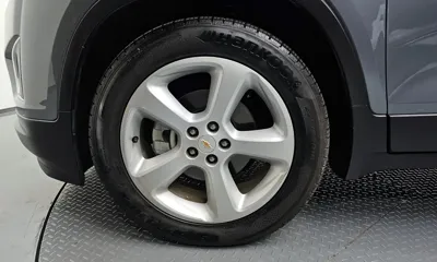 ChevroletGMDaewoo Trax 2015, 121732 км, за 3612.72 USD