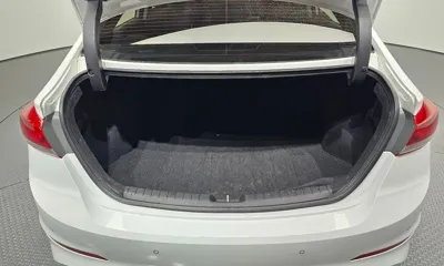 Hyundai Avante 2016, 93784 км, за 7100.98 USD - фото 18