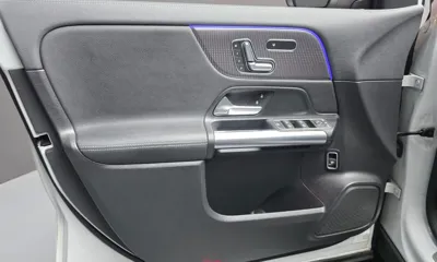 Mercedes-Benz GLA-Class 2021, 87399 км, за 17421.82 USD - фото 24
