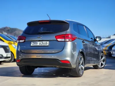 Kia Carens 2014, 118719 км, за 4355.46 USD