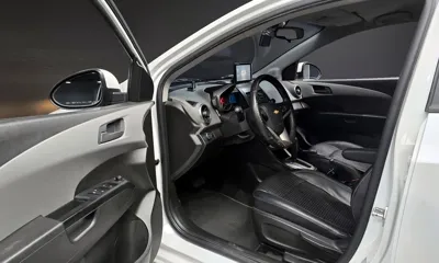 ChevroletGMDaewoo Aveo 2016, 169169 км, за 2356.57 USD - фото 11