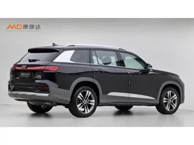 Audi Q6 2025, 8000 км, за 40283.65 USD