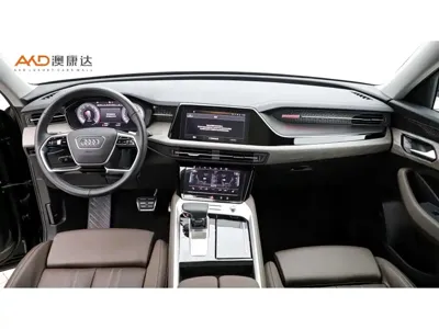 Audi Q6 2025, 8000 км, за 40283.65 USD