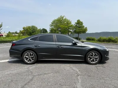 Hyundai Sonata 2020, 130133 км, за 9518.18 USD
