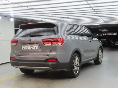 Kia Sorento 2015, 422616 км, за 3918.87 USD