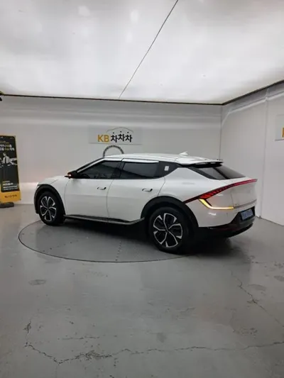 Kia EV6 2023, 187883 км, за 15309.45 USD
