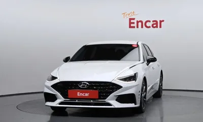 Hyundai Sonata 2021, 93224 км, за 11270.36 USD