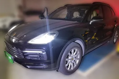 Porsche Cayenne · 2018 год