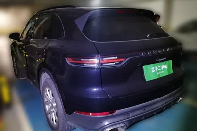 Porsche Cayenne 2018, 63800 км, за 46337 USD