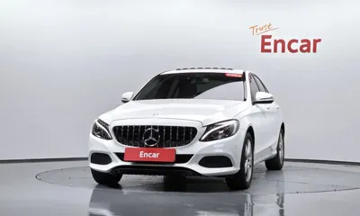 Mercedes-Benz C-Class 2016, 121679 км, за 10108.97 USD