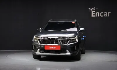 Kia Seltos 2023, 30098 км, за 15754.23 USD
