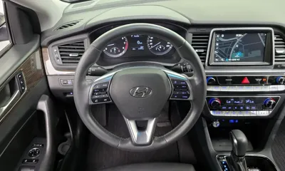 Hyundai Sonata 2018, 41771 км, за 50641.38 USD - фото 13