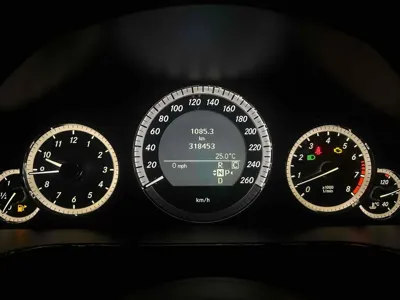 Mercedes-Benz E-Class 2010, 310000 км, за 2275.24 USD - фото 11