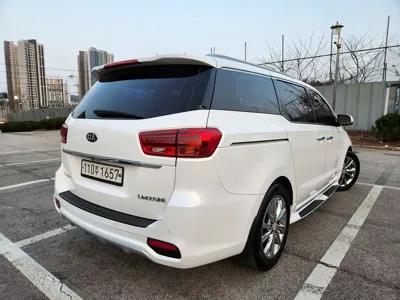 Kia Canival 2019, 129000 км, за 11044.66 USD