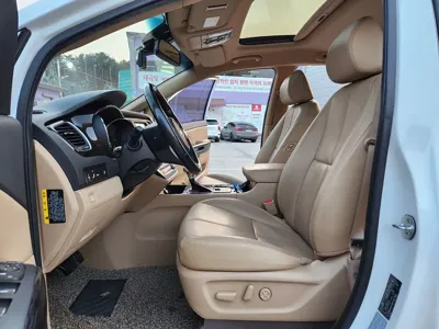 Kia Canival 2019, 129000 км, за 11044.66 USD - фото 10