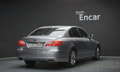 Hyundai Genesis 2011, 101942 км, за 3185.33 USD - фото 2