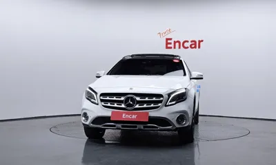Mercedes-Benz GLA-Class 2019, 44173 км, за 14205.48 USD