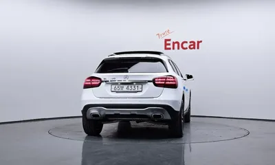 Mercedes-Benz GLA-Class 2019, 44173 км, за 14205.48 USD