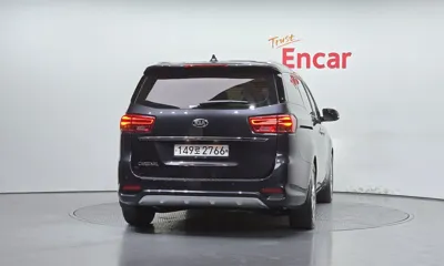 Kia Canival 2020, 39937 км, за 15635.19 USD