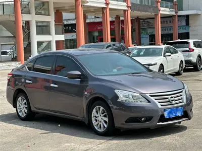 Nissan Sylphy 2013, 140000 км, за 2618.43 USD