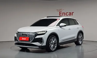 Audi Q4 e-tron · 2025 год