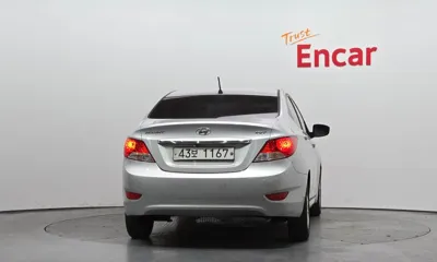Hyundai Accent 2012, 256189 км, за 2115.28 USD