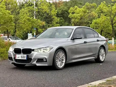 BMW 3 Series · 2018 год