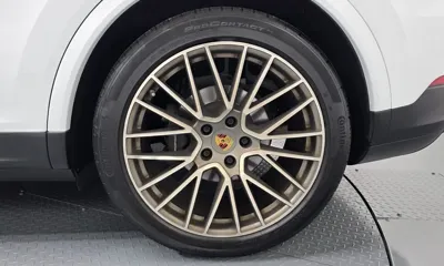 Porsche Cayenne 2023, 36339 км, за 71324.75 USD - фото 22