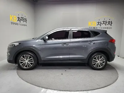 Hyundai Tucson 2017, 101001 км, за 7862.57 USD
