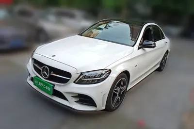 Mercedes-Benz C-Class · 2021 год