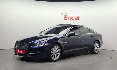 Jaguar XJ · 2016 год