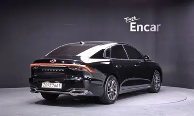 Hyundai Grandeur 2020, 162171 км, за 10496.26 USD