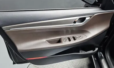 Hyundai Grandeur 2020, 162171 км, за 10402.04 USD - фото 24