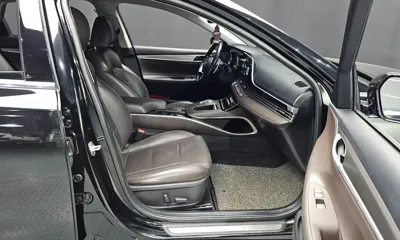 Hyundai Grandeur 2020, 162171 км, за 10402.04 USD - фото 26