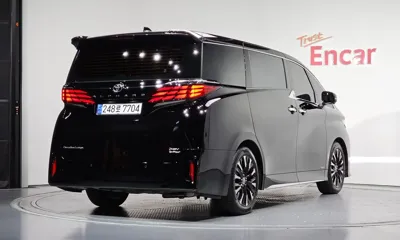 Toyota Alphard 2024, 7015 км, за 70192.62 USD