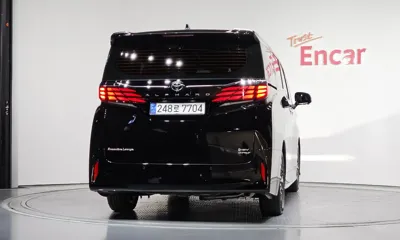 Toyota Alphard 2024, 7015 км, за 70192.62 USD
