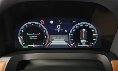 Toyota Alphard 2024, 7015 км, за 70192.62 USD - фото 8