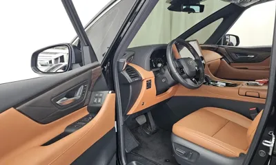 Toyota Alphard 2024, 7015 км, за 70192.62 USD - фото 10
