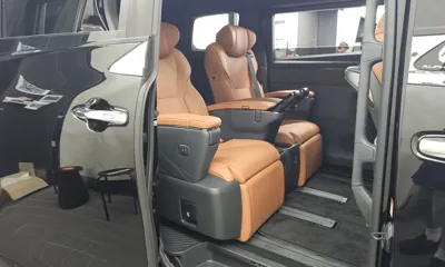 Toyota Alphard 2024, 7015 км, за 70192.62 USD - фото 12